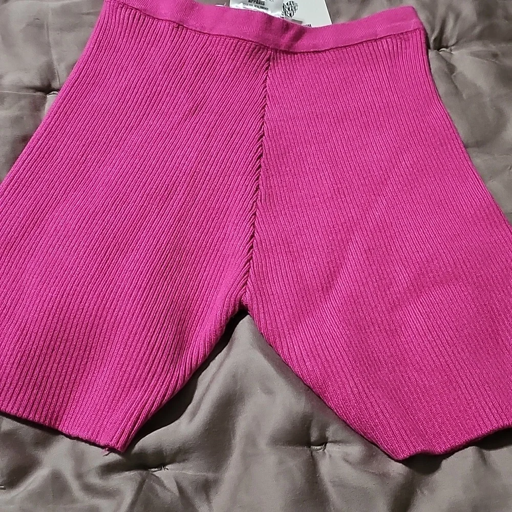 Apparis Hot Pink Ribbed‎ Bike Shorts